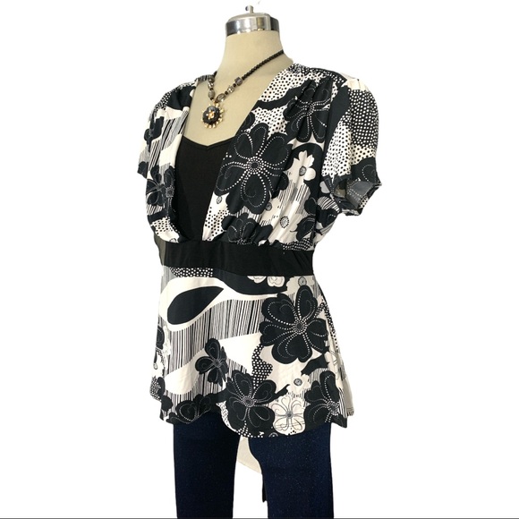 GEORGE Plus White and Black Floral Print Short Sleeves Blouse Size 2X - Picture 4 of 9